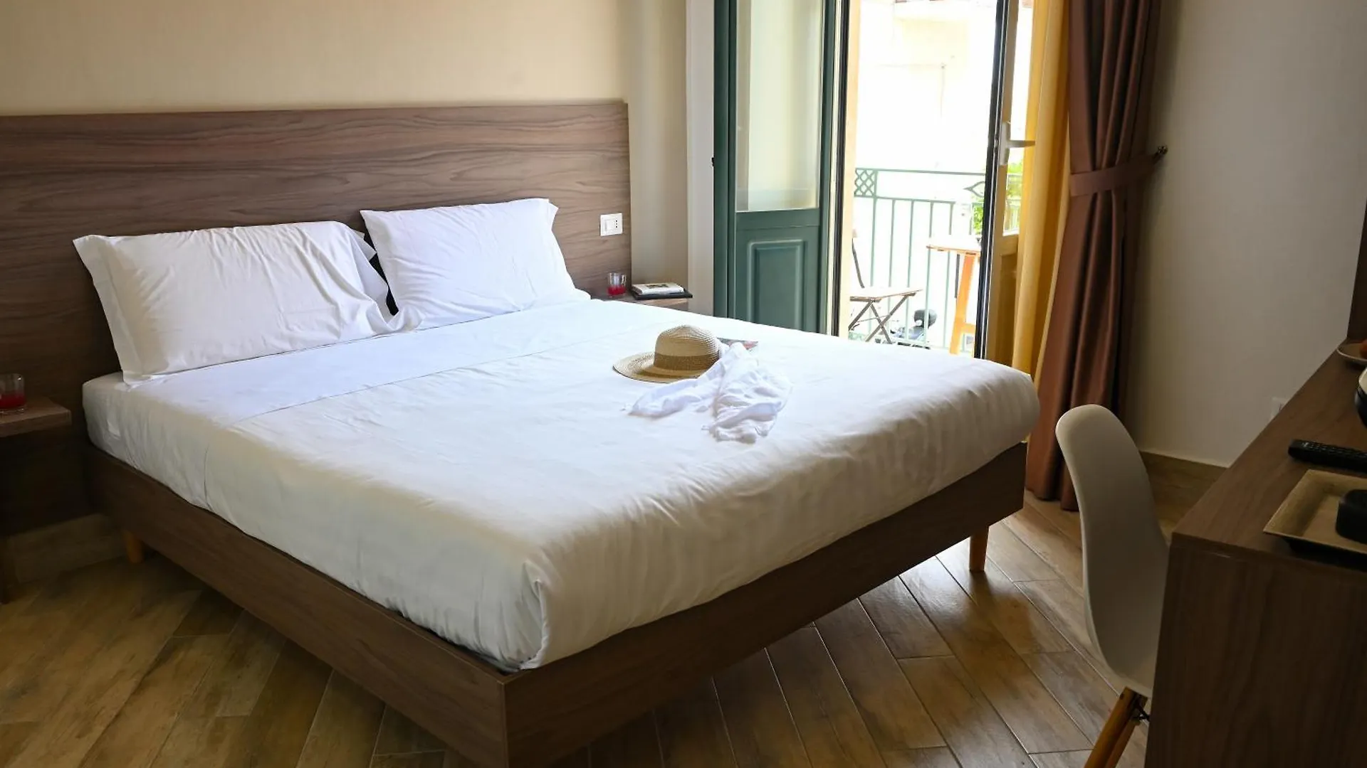 Paradisea Taormina Theatre Apartment